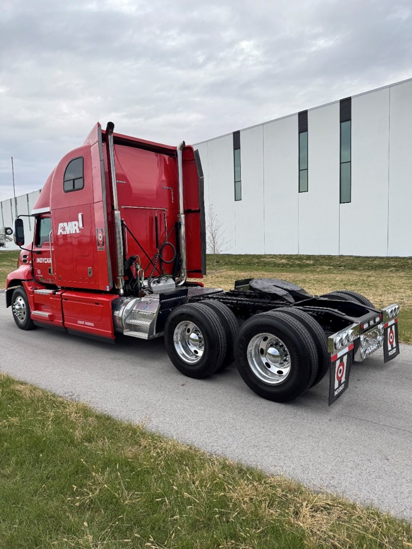 2018 MACK CXU613 - USED TRUCKS SLEEPER - image 4